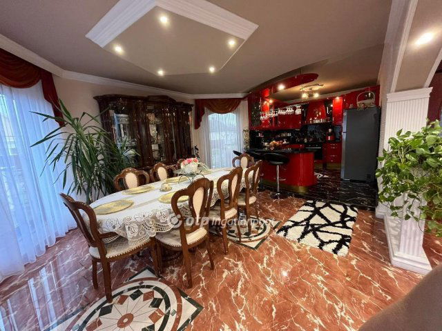 Eladó családi ház, Hosszúpályin 129 M Ft, 4+1 szobás