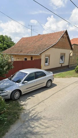 Eladó családi ház, Szegeden 57.9 M Ft, 2+1 szobás