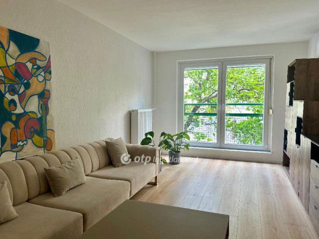 Eladó panellakás, Budapesten, IV. kerületben 75.9 M Ft