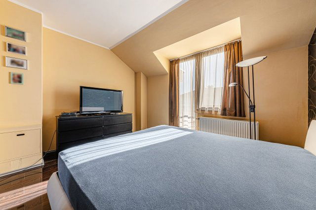 Eladó téglalakás, Budapesten, III. kerületben, Lestyán utcában