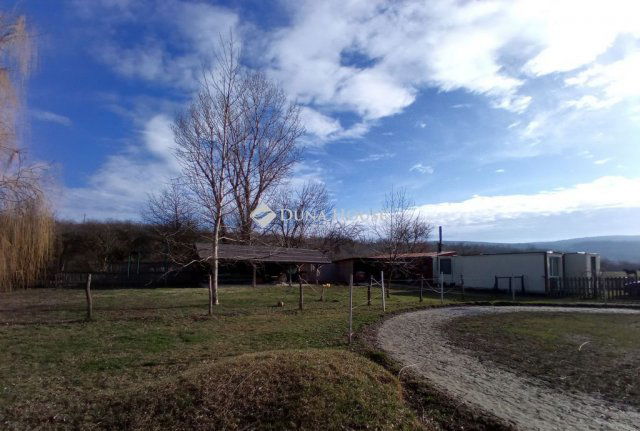 Eladó mezogazdasagi ingatlan, Biatorbágyon, Nagy utcában 249 M Ft