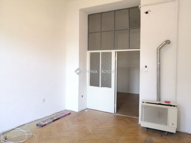 Eladó téglalakás, Budapesten, VIII. kerületben 49.9 M Ft