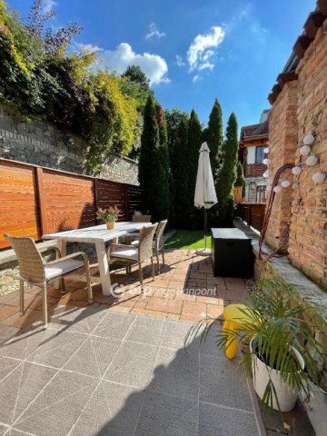 Kiadó téglalakás, albérlet, Budapesten, III. kerületben