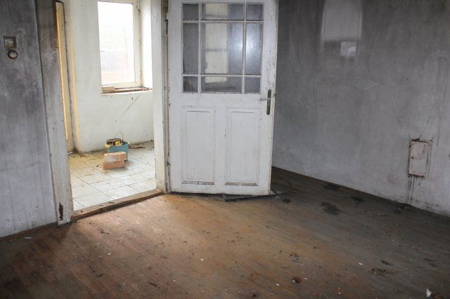 Eladó családi ház, Egyházaskeszőn 9.4 M Ft, 3 szobás