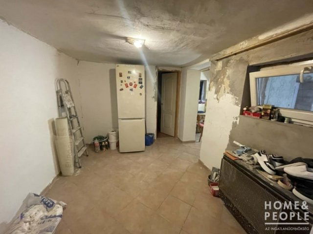 Eladó családi ház, Röszkén 49.99 M Ft, 3 szobás