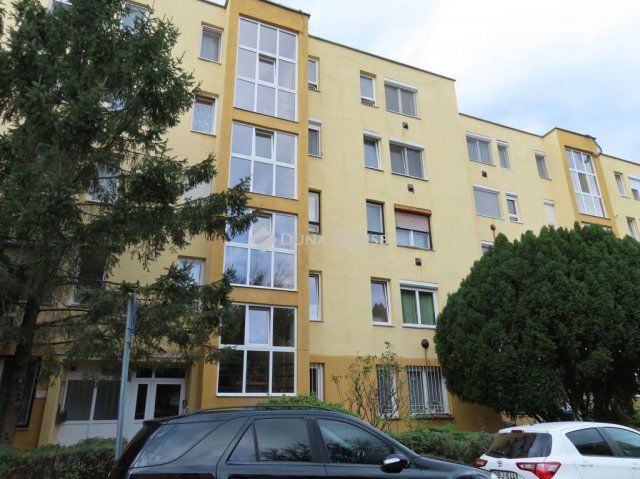 Kiadó téglalakás, albérlet, IV. kerületben, Bródy Imre utcában