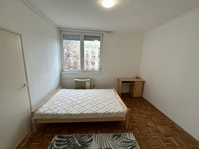 Eladó téglalakás, Debrecenben 66 M Ft, 2 szobás