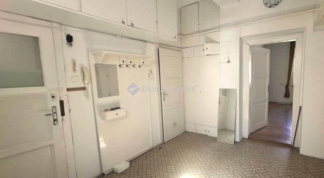 Eladó téglalakás, Szombathelyen 38 M Ft, 2 szobás