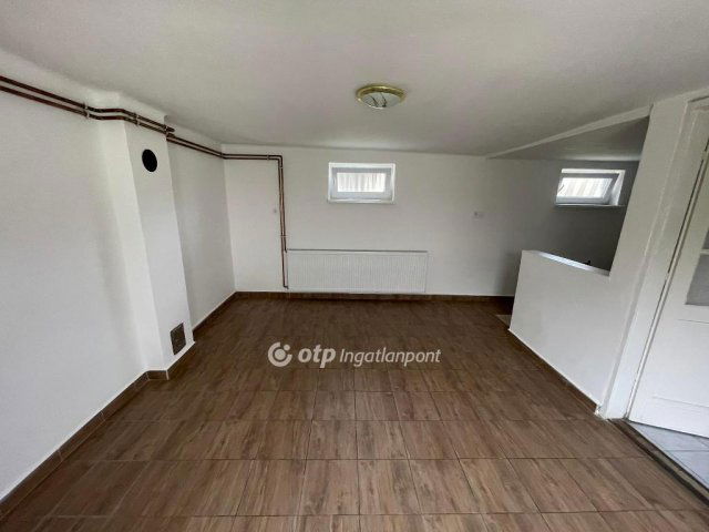 Eladó családi ház, Nagyatádon 26.9 M Ft, 1 szobás