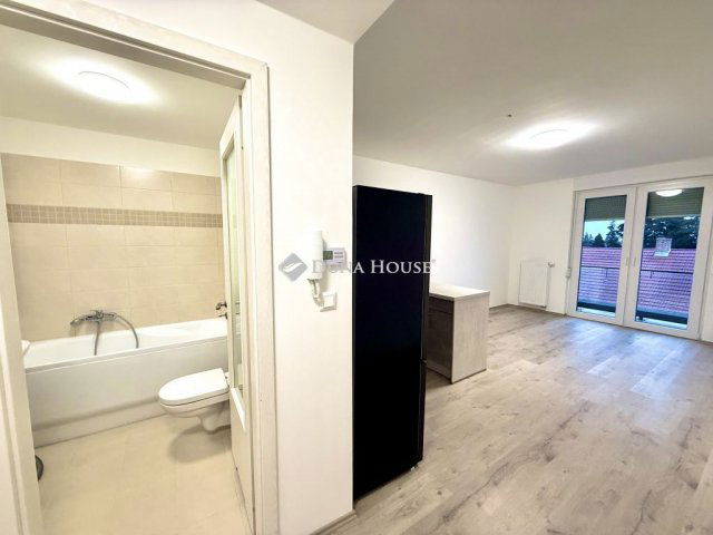 Kiadó téglalakás, albérlet, Szombathelyen 180 E Ft / hó