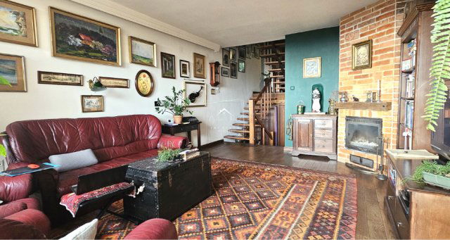 Eladó téglalakás, Budapesten, II. kerületben, Verecke úton