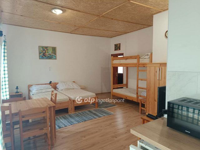 Eladó családi ház, Sarudon 24.9 M Ft, 3+1 szobás