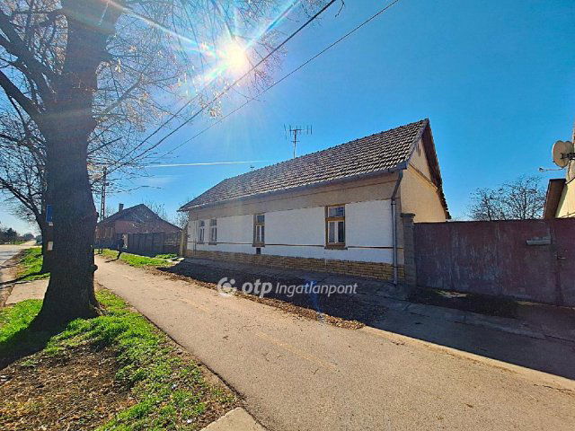 Eladó családi ház, Gerendáson 4.5 M Ft, 2+1 szobás