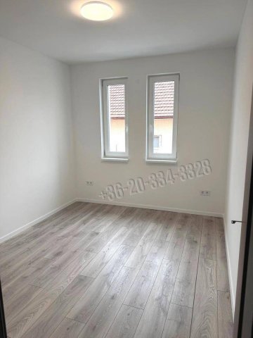 Eladó ikerház, Kerepesen 92.9 M Ft, 4 szobás