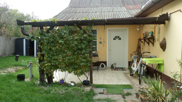 Eladó családi ház, Tiszacsegén 18.3 M Ft, 3 szobás