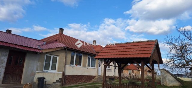 Eladó családi ház, Kadarkúton 27.8 M Ft, 4 szobás