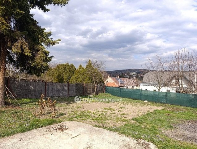 Eladó ikerház, Biatorbágyon 51.99 M Ft, 2 szobás