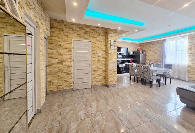 Eladó családi ház, Debrecenben 56.9 M Ft, 3 szobás