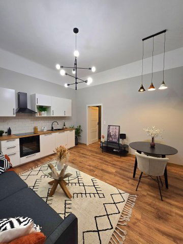 Eladó téglalakás, Budapesten, XIII. kerületben 78 M Ft, 3 szobás