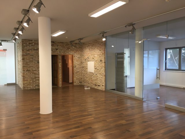 Kiadó iroda, Budapesten, XI. kerületben 567 E Ft / hó, 4 szobás