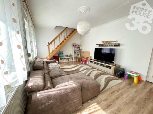 Eladó családi ház, Kecskeméten 105 M Ft, 4 szobás