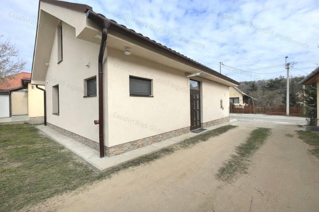 Eladó családi ház, Gödöllőn 125 M Ft, 2 szobás