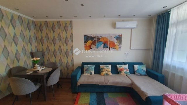 Eladó téglalakás, Budapesten, VIII. kerületben 78.5 M Ft