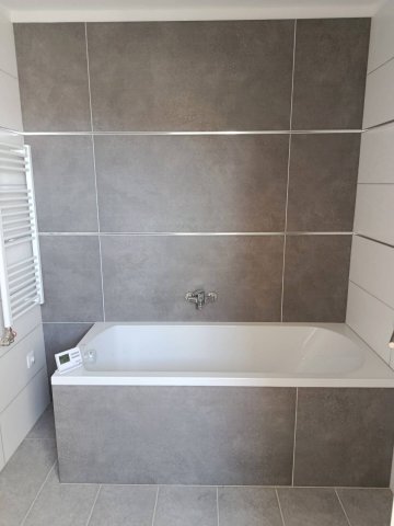 Eladó iroda, Vácon 49.9 M Ft, 2 szobás / költözzbe.hu