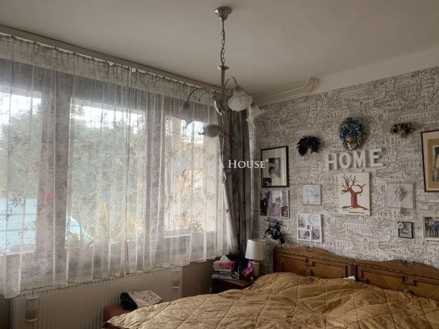 Eladó családi ház, Erdőkertesen 131 M Ft, 4+2 szobás