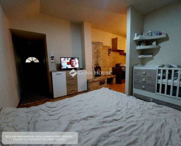 Eladó családi ház, Sukorón 75 M Ft, 3 szobás