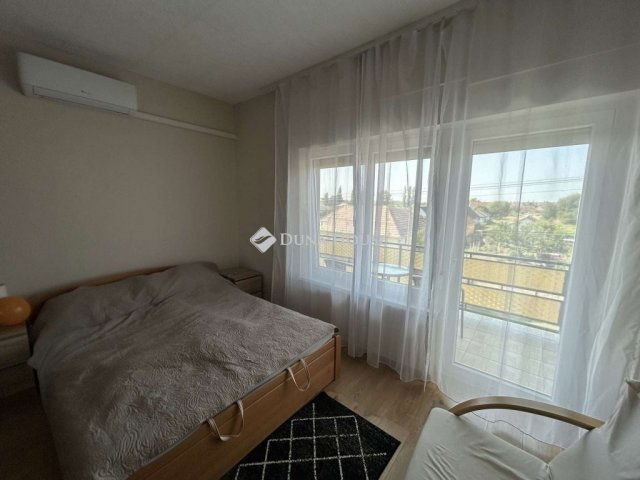 Eladó családi ház, Monoron 88 M Ft, 4 szobás