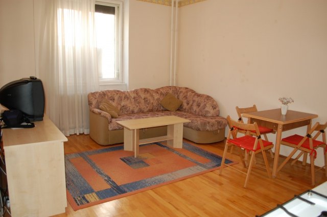 Eladó téglalakás, Budapesten, V. kerületben 64.9 M Ft