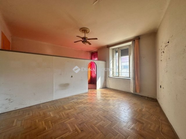 Eladó téglalakás, Budapesten, IX. kerületben 52.9 M Ft, 2 szobás