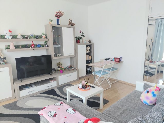 Eladó téglalakás, Oroszlányban 35 M Ft, 2 szobás