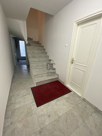 Eladó téglalakás, Kecskeméten 75 M Ft, 4 szobás