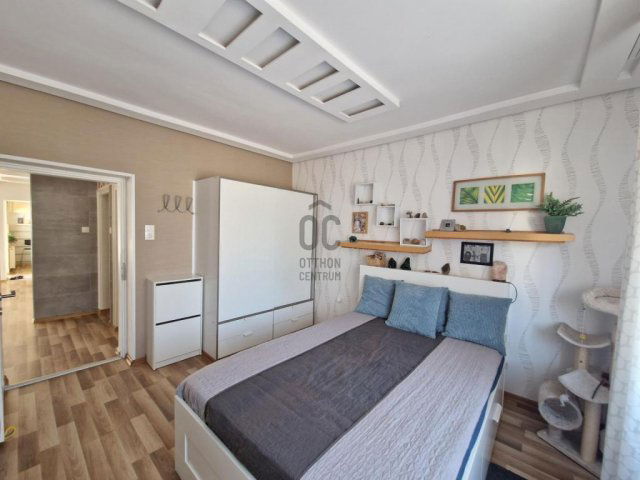 Eladó családi ház, Cegléden 94.5 M Ft, 5 szobás