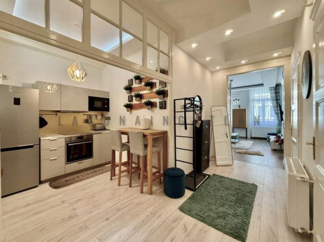 Kiadó téglalakás, albérlet, Budapesten, VIII. kerületben