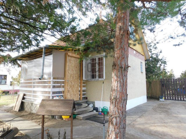 Eladó nyaraló, Tápiószentmártonon 17.5 M Ft, 2 szobás