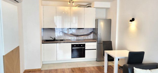 Kiadó téglalakás, albérlet, IX. kerületben, Lenhossék utcában