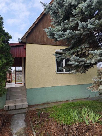 Eladó családi ház, Győrött 31.9 M Ft, 2 szobás
