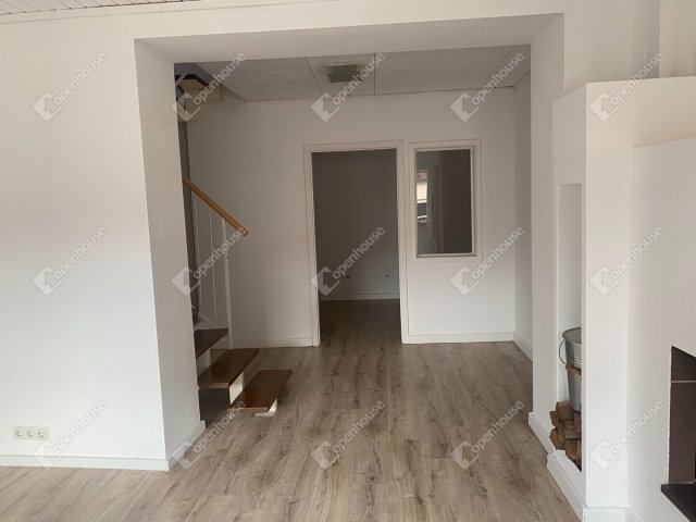 Eladó családi ház, Bucsuban 144 M Ft, 6 szobás