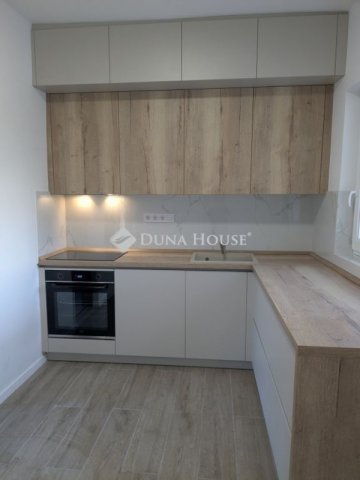 Eladó családi ház, Debrecenben 112 M Ft, 5 szobás