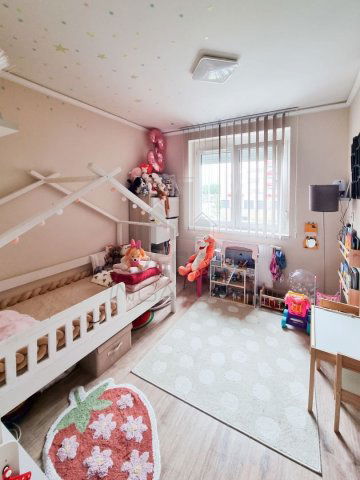 Eladó téglalakás, Szombathelyen 44 M Ft, 2 szobás