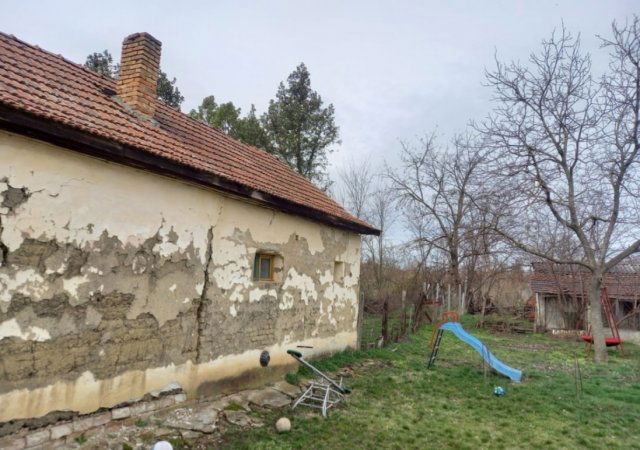 Eladó családi ház, Mezőkovácsházán 3.3 M Ft, 1+1 szobás