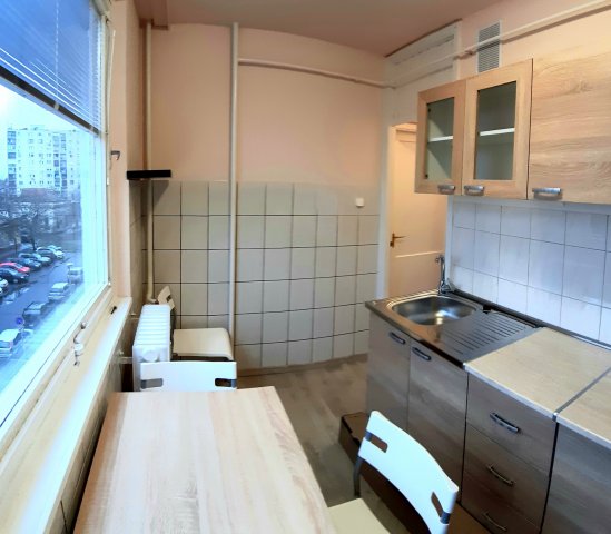 Eladó panellakás, Debrecenben 69.6 M Ft, 4 szobás