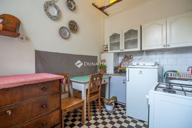 Eladó téglalakás, Budapesten, VII. kerületben 64.9 M Ft