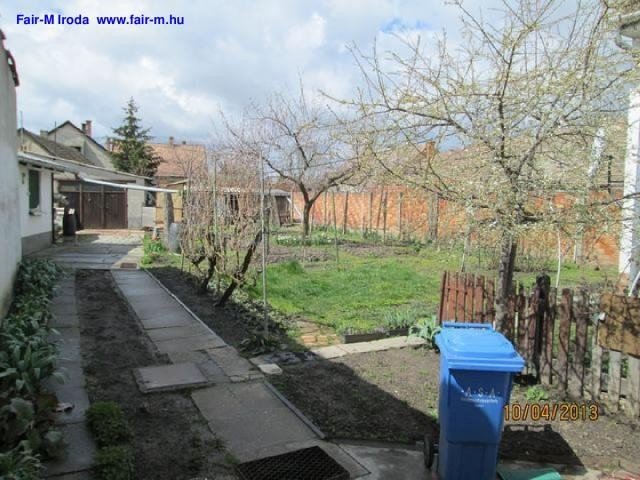 Eladó családi ház, Hódmezővásárhelyen 13.5 M Ft, 3 szobás