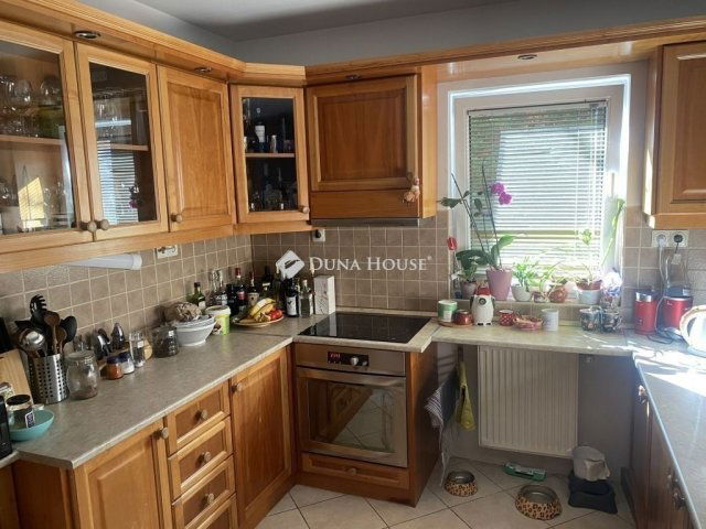 Eladó téglalakás, Budapesten, XI. kerületben 161.99 M Ft