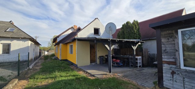 Eladó családi ház, Gárdonyban 59 M Ft, 3 szobás