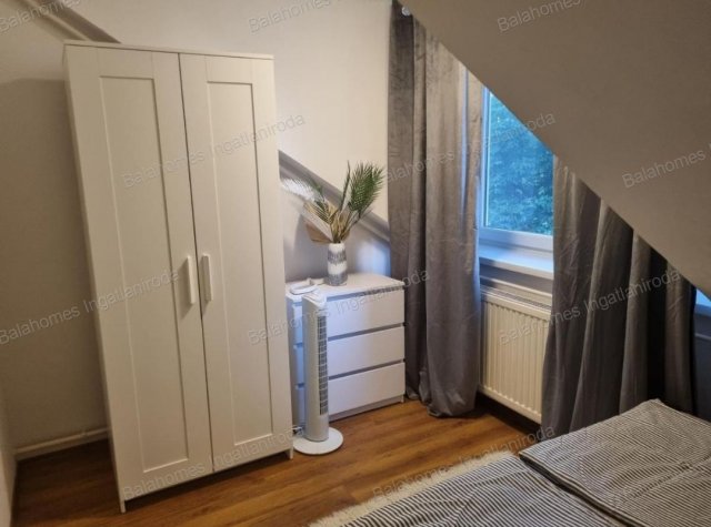 Eladó téglalakás, Siófokon 55 M Ft, 1+1 szobás